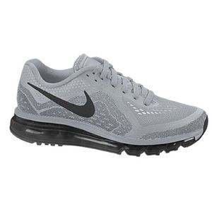 Wolf Grey Nike Air Maxes 2014 (Men’s 10.5)